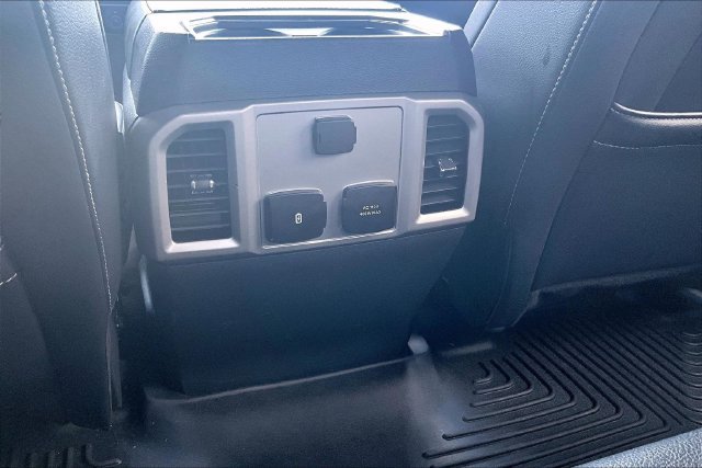 Certified 2022 Ford F350 Lariat w/ Tremor Off-Road Package AWD/4WD image 36