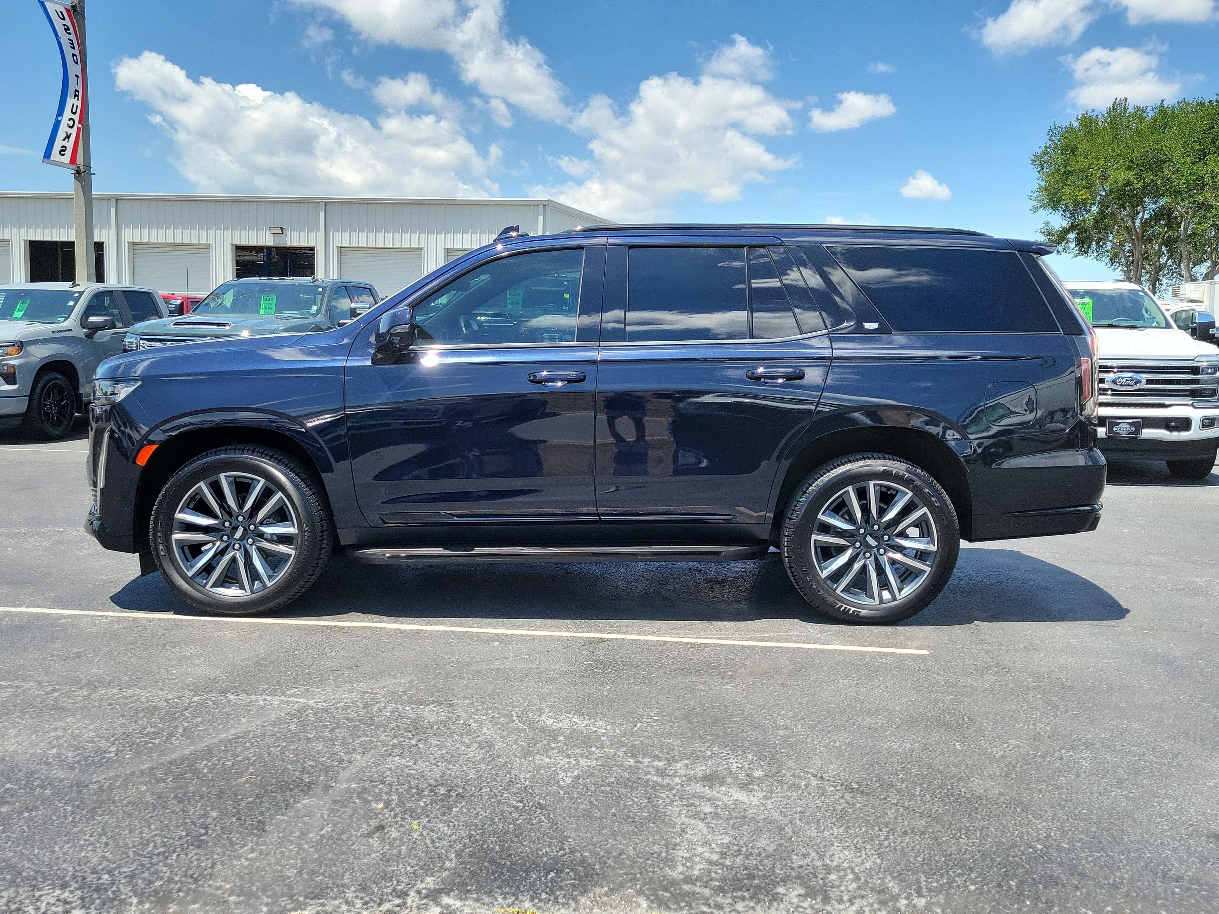 Used 2021 Cadillac Escalade Sport RWD image 6