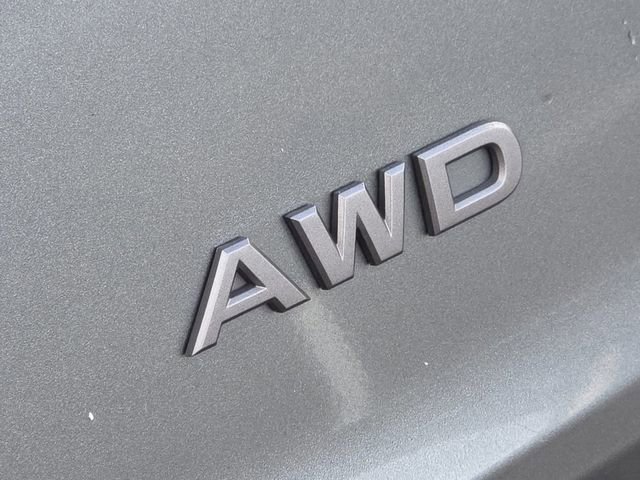 Used 2024 Nissan Rogue S AWD/4WD image 6