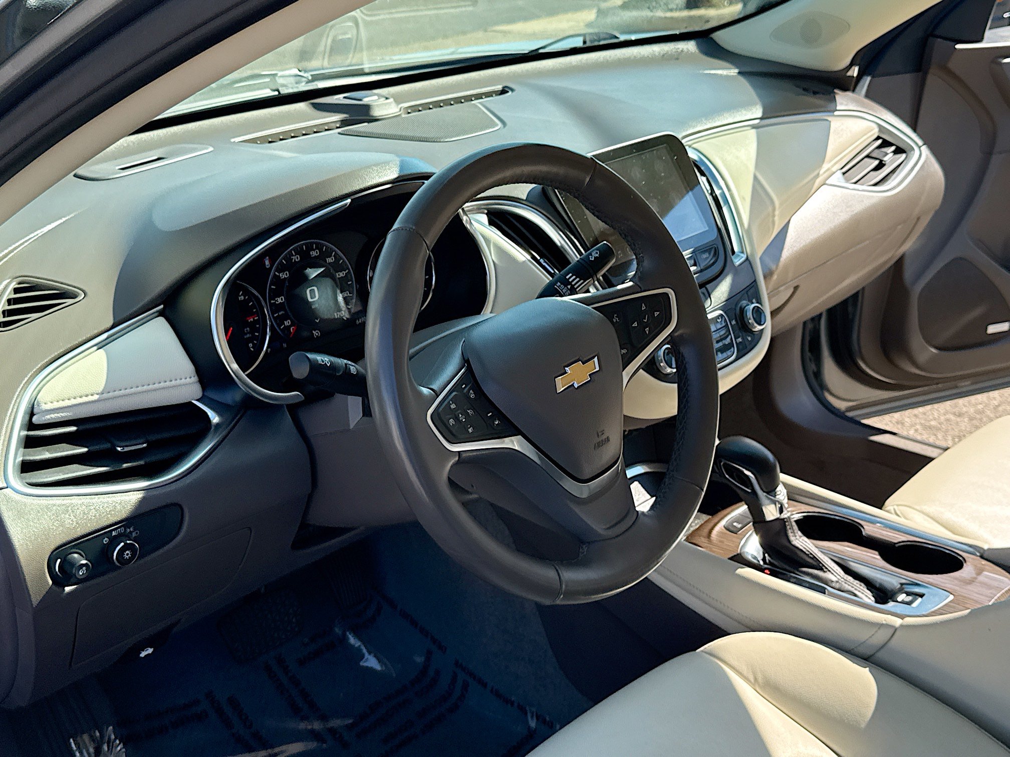 Used 2024 Chevrolet Malibu LT FWD image 4