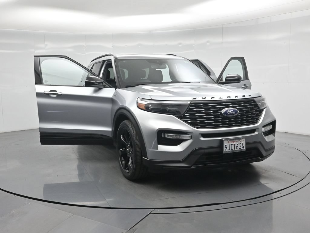Certified 2023 Ford Explorer ST-Line w/ Class IV Trailer Tow Package RWD image 28