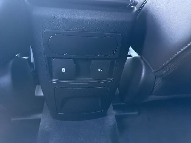 Certified 2022 Ford Explorer XLT w/ Equipment Group 202A image 20