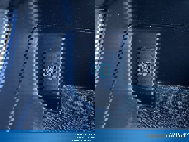 Certified 2021 Ford F150 XLT w/ Equipment Group 302A High image 35