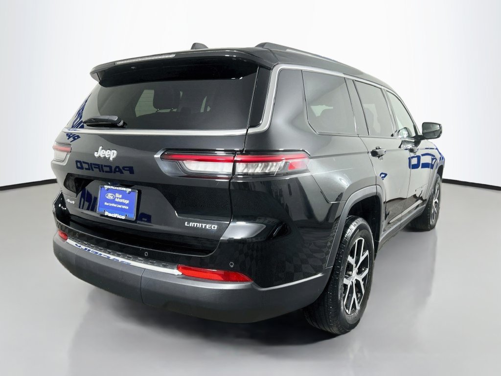 Used 2023 Jeep Grand Cherokee L Limited AWD/4WD image 9