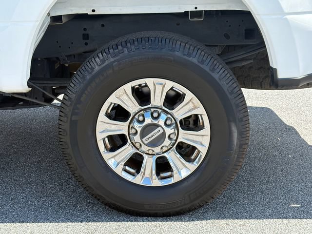 Certified 2019 Ford F250 XLT w/ XLT Premium Package AWD/4WD image 21