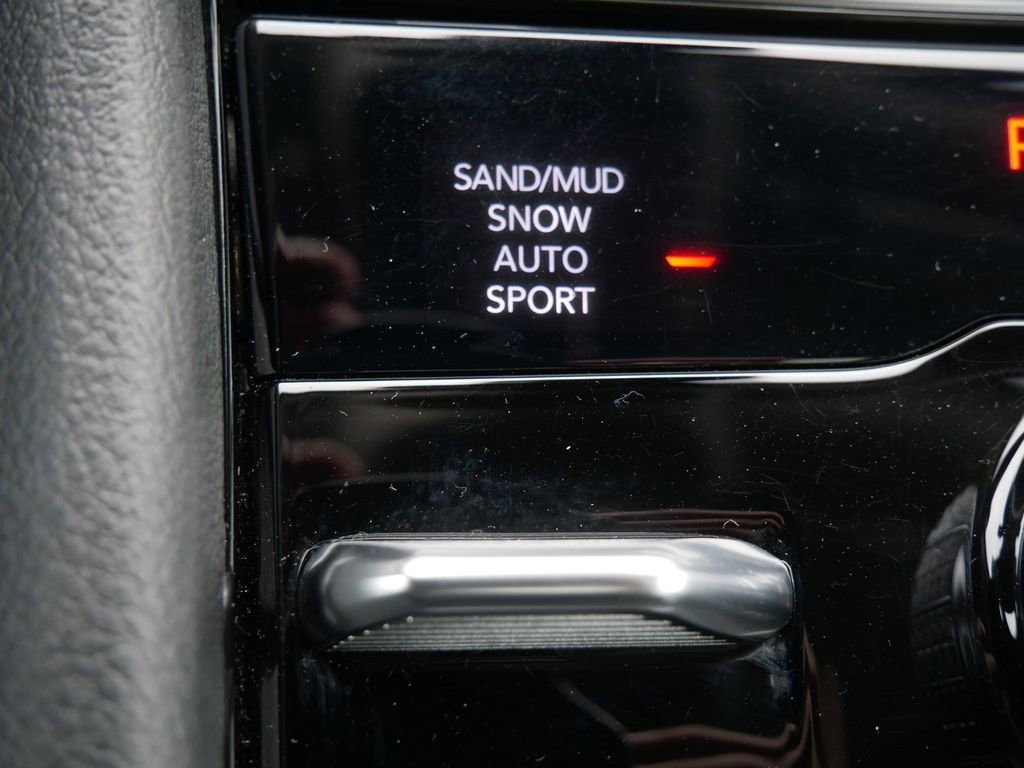 Used 2023 Jeep Grand Cherokee L Limited w/ Luxury Tech Group II AWD/4WD image 27