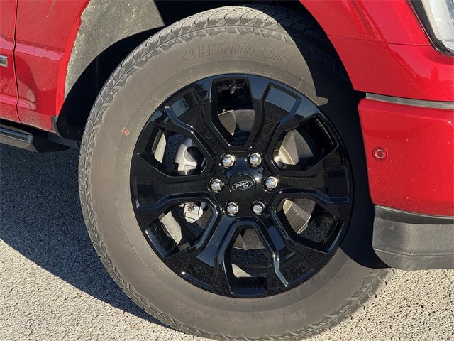 Certified 2023 Ford F150 Platinum w/ Equipment Group 701A High image 33
