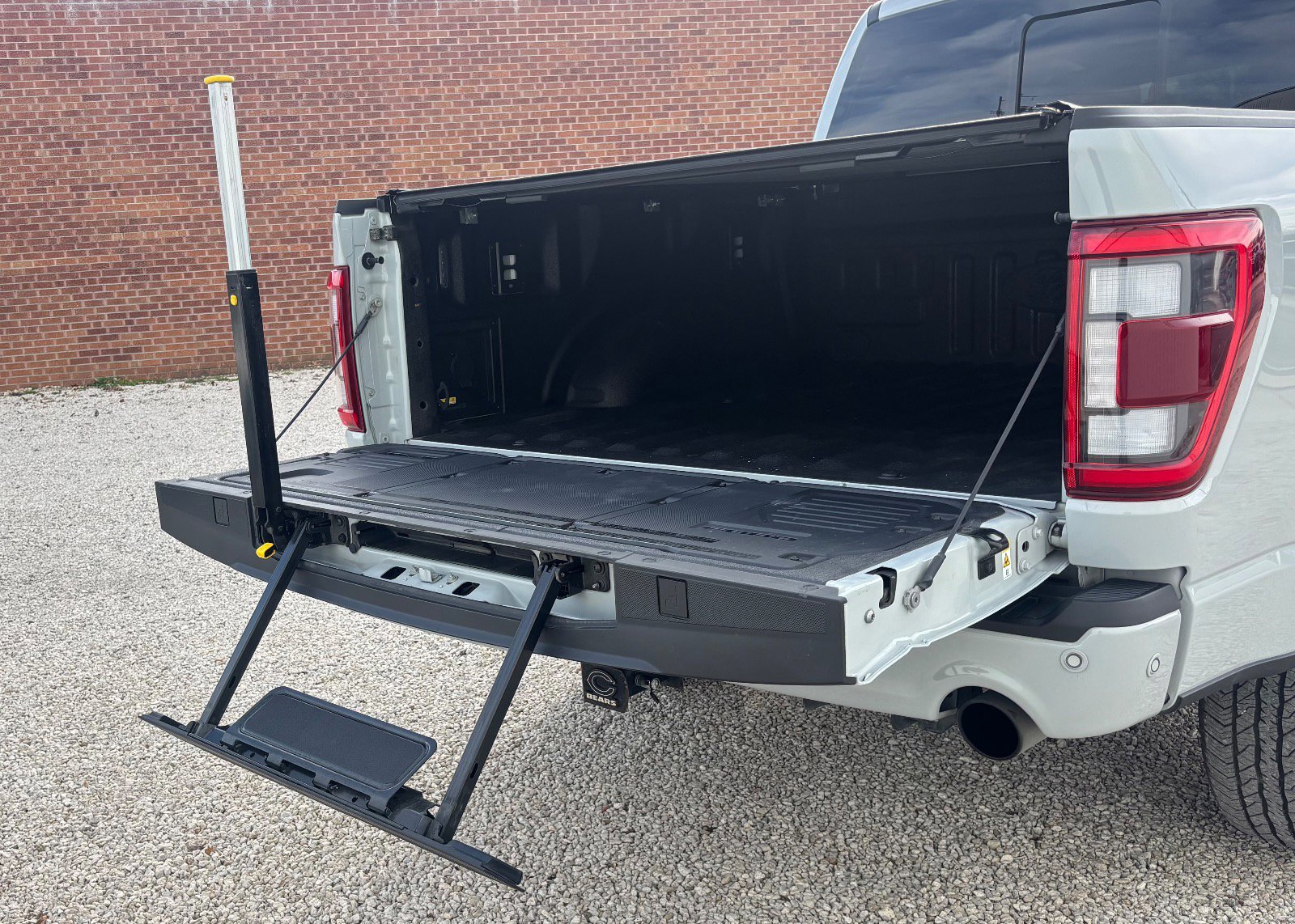 Certified 2023 Ford F150 Lariat w/ Equipment Group 502A High image 8