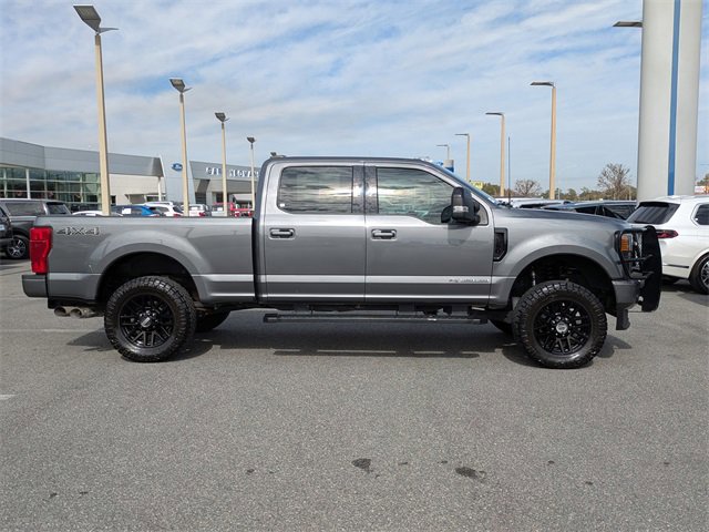 Certified 2022 Ford F350 Lariat w/ Black Appearance Package image 6