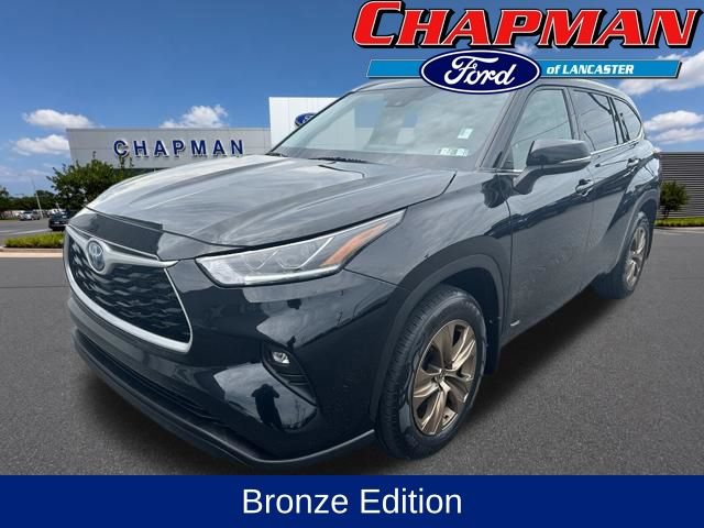 Used 2022 Toyota Highlander Bronze Edition