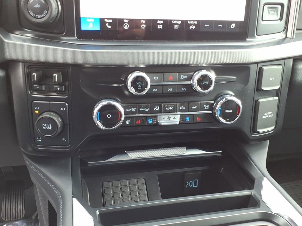 Certified 2025 Ford F350 Platinum AWD/4WD image 21