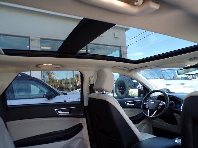 Certified 2022 Ford Edge Titanium w/ Equipment Group 301A AWD/4WD image 14