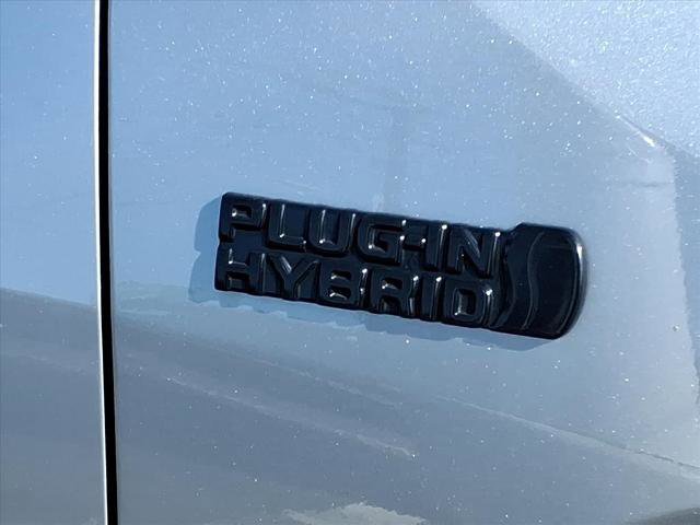 Used 2021 Toyota RAV4 SE w/ Weather & Moonroof Package image 24