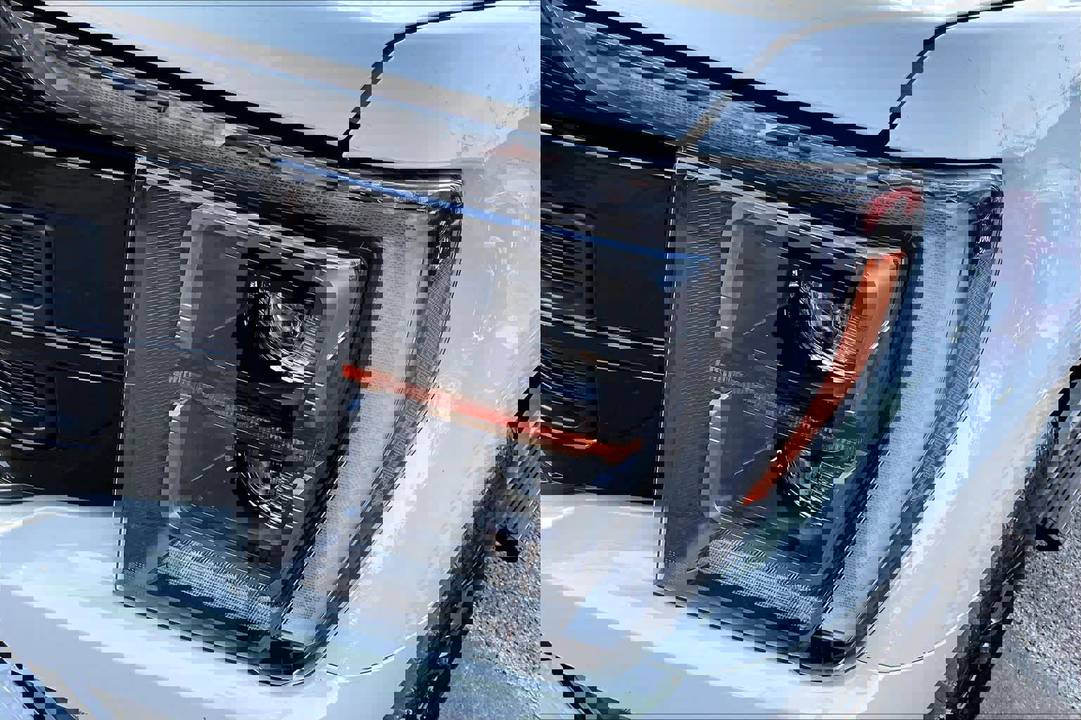 Certified 2023 Ford F150 Lariat w/ Equipment Group 502A High image 26