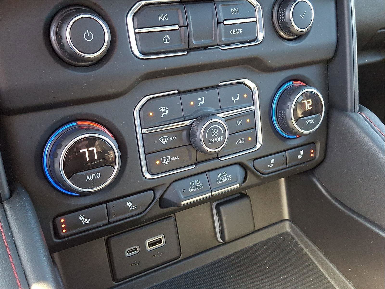 Used 2021 Chevrolet Tahoe RST w/ Luxury Package image 17