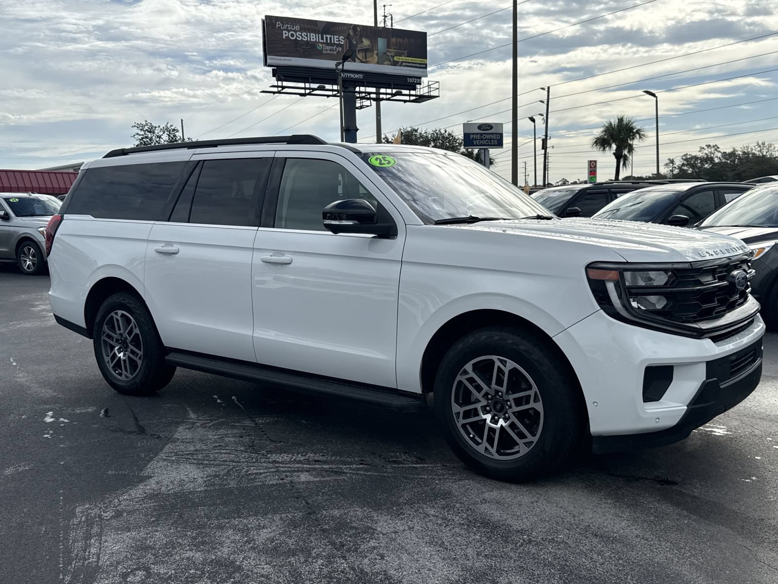 Certified 2025 Ford Expedition Max Active AWD/4WD image 2