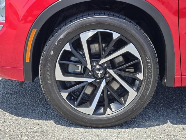 Used 2024 Mitsubishi Outlander SEL AWD/4WD image 10