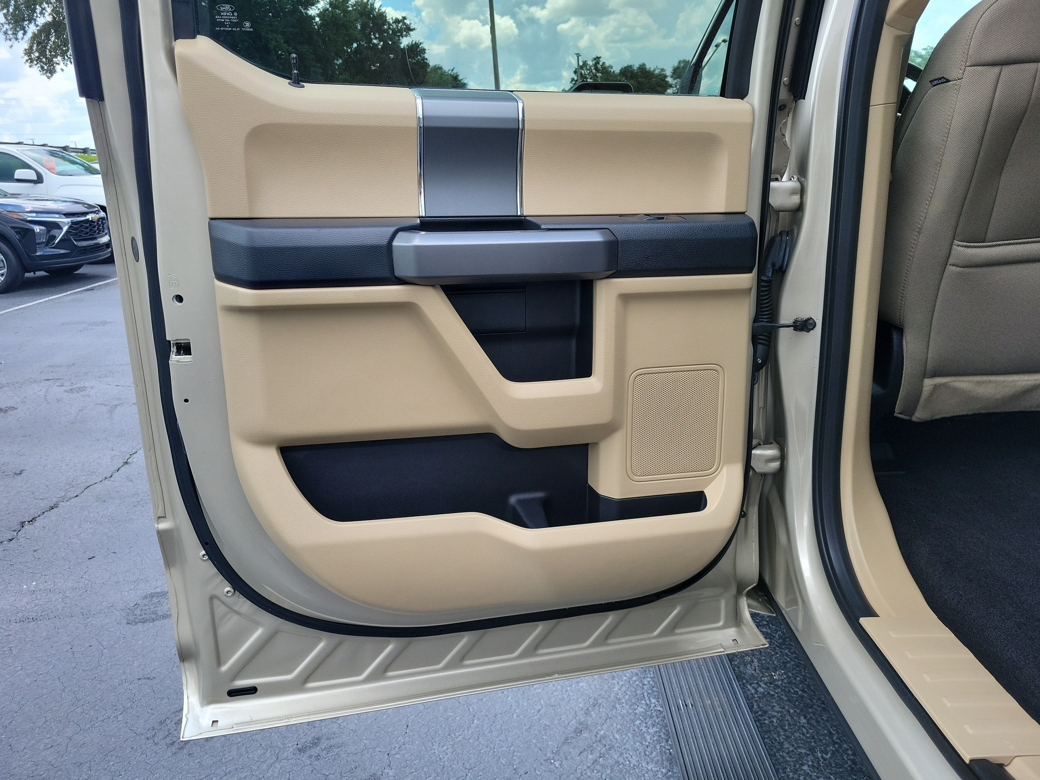 Certified 2018 Ford F150 XLT w/ Equipment Group 302A Luxury RWD image 11