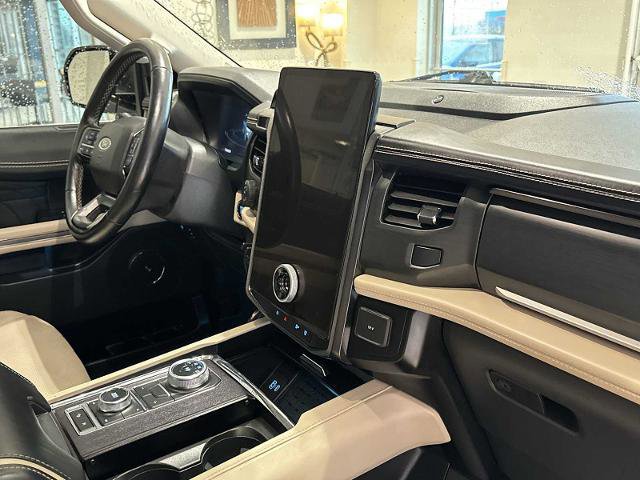 Certified 2023 Ford Expedition Max Platinum image 29
