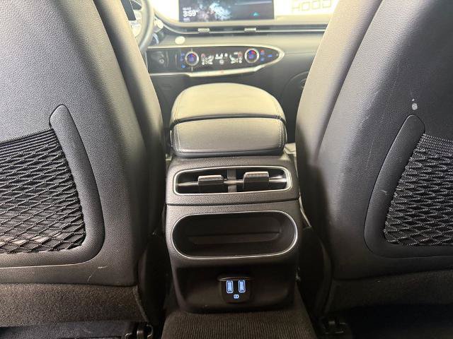 Used 2025 Genesis GV70 2.5T AWD/4WD image 10