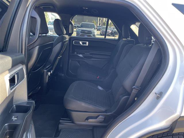 Certified 2020 Ford Explorer XLT w/ Comfort Package AWD/4WD image 20