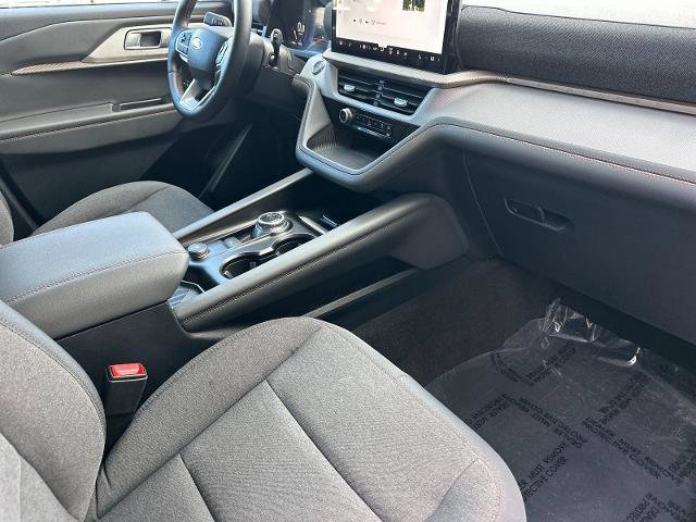 Certified 2025 Ford Explorer Active RWD image 16