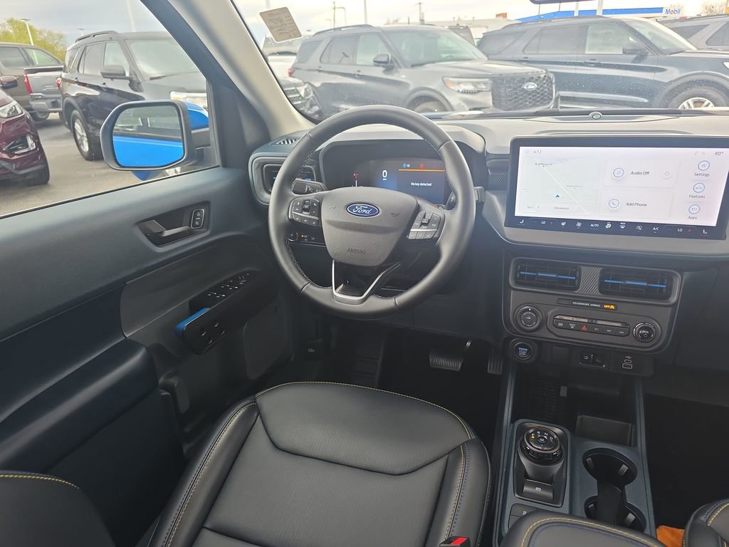 Certified 2025 Ford Maverick Lobo AWD/4WD image 24