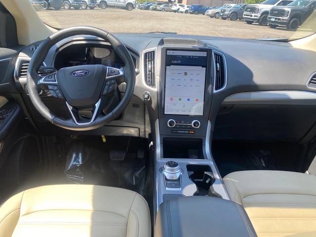 Certified 2022 Ford Edge SEL w/ Convenience Package AWD/4WD image 14