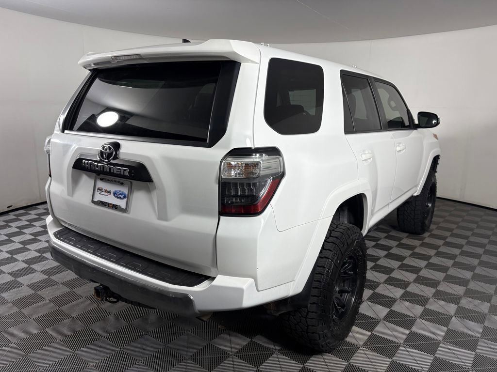 Used 2022 Toyota 4Runner TRD Off-Road Premium image 5