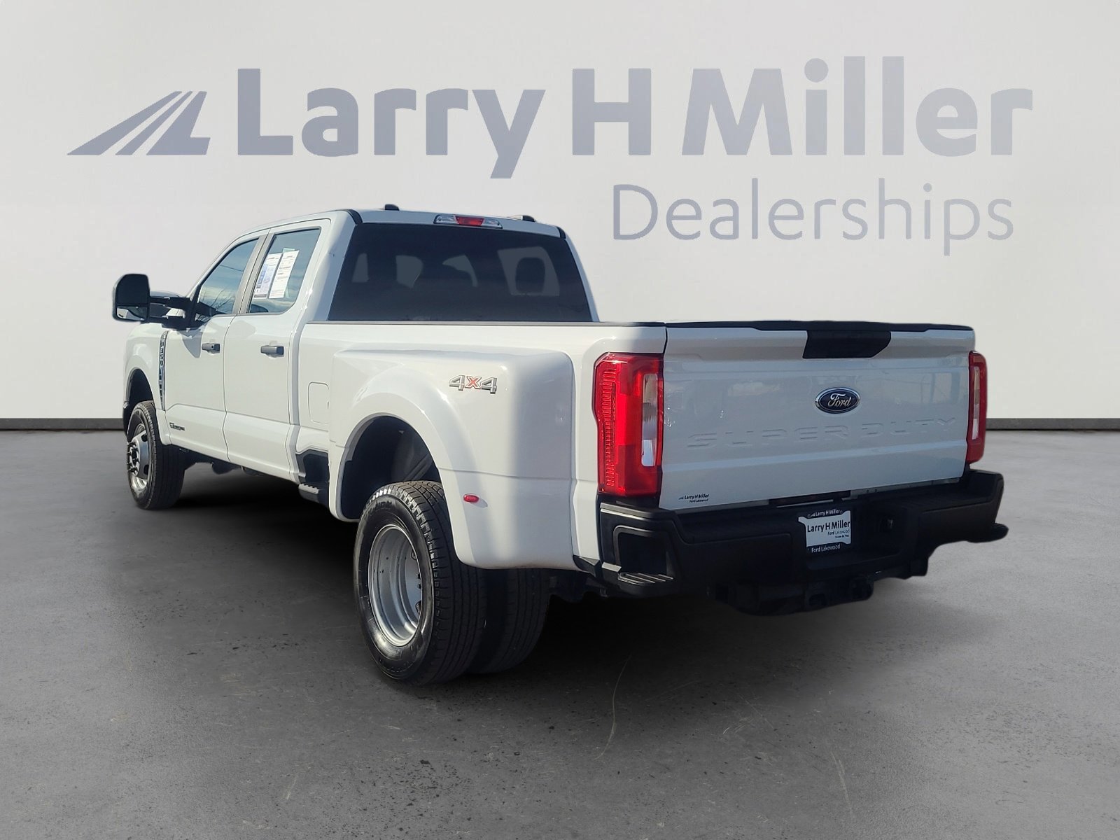 Certified 2024 Ford F350 XL image 3