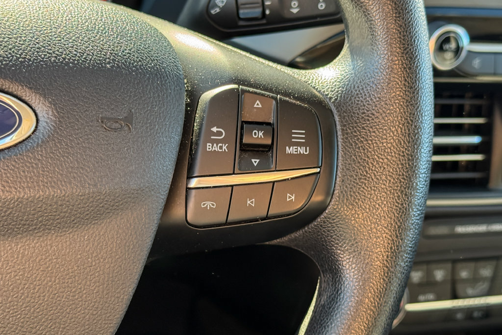 Certified 2025 Ford Escape Active AWD/4WD image 25