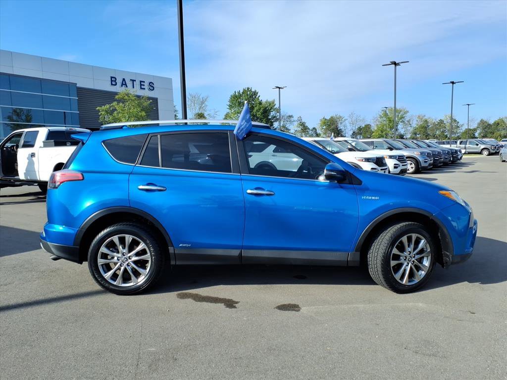 Used 2016 Toyota RAV4 Limited w/ Advanced Technology Package image 6