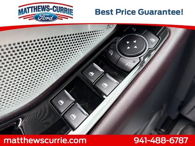 Certified 2025 Ford Explorer Platinum image 27