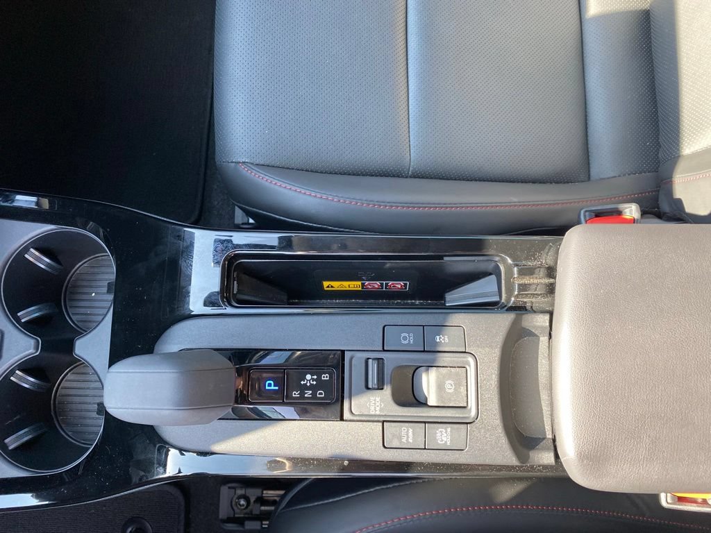 Used 2024 Toyota Prius Prime Premium FWD image 19