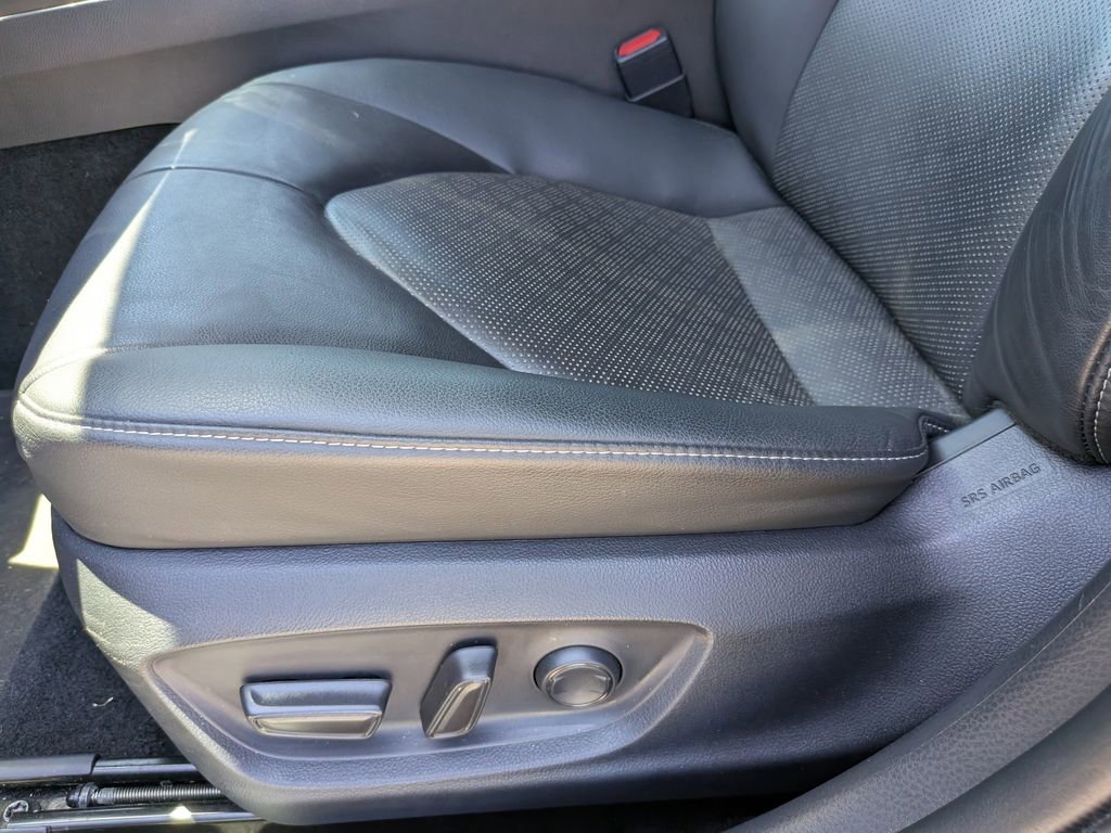 Used 2022 Toyota Camry XSE FWD image 19