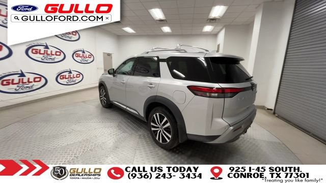Used 2024 Nissan Pathfinder Platinum FWD image 6