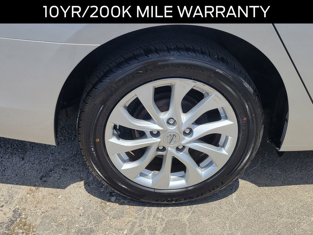 Used 2019 Nissan Sentra S w/ Appearance Package FWD image 5