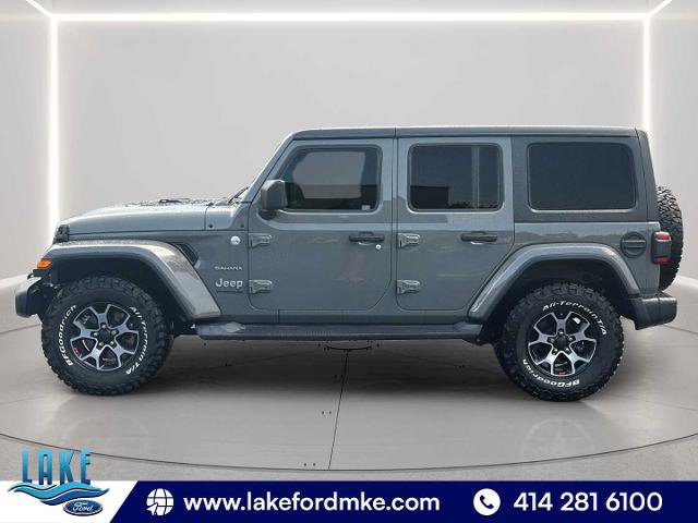 Used 2018 Jeep Wrangler Unlimited Sahara AWD/4WD image 4