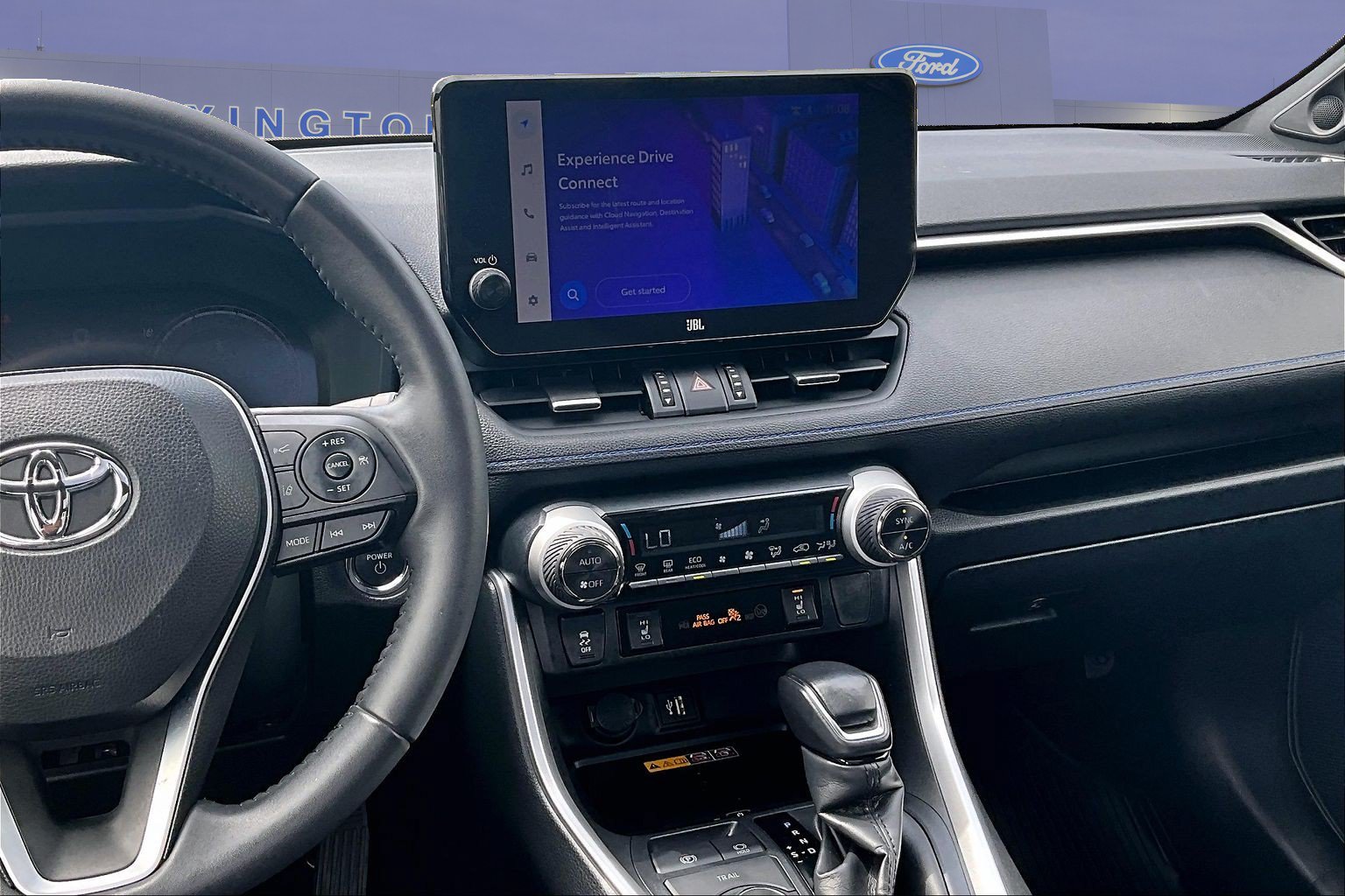 Used 2023 Toyota RAV4 XSE AWD/4WD image 9