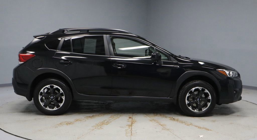 Used 2023 Subaru Crosstrek 2.0i Premium image 6