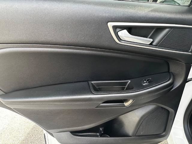 Certified 2022 Ford Edge SEL w/ Convenience Package AWD/4WD image 19