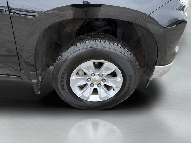 Used 2025 Chevrolet Silverado 1500 LT AWD/4WD image 28