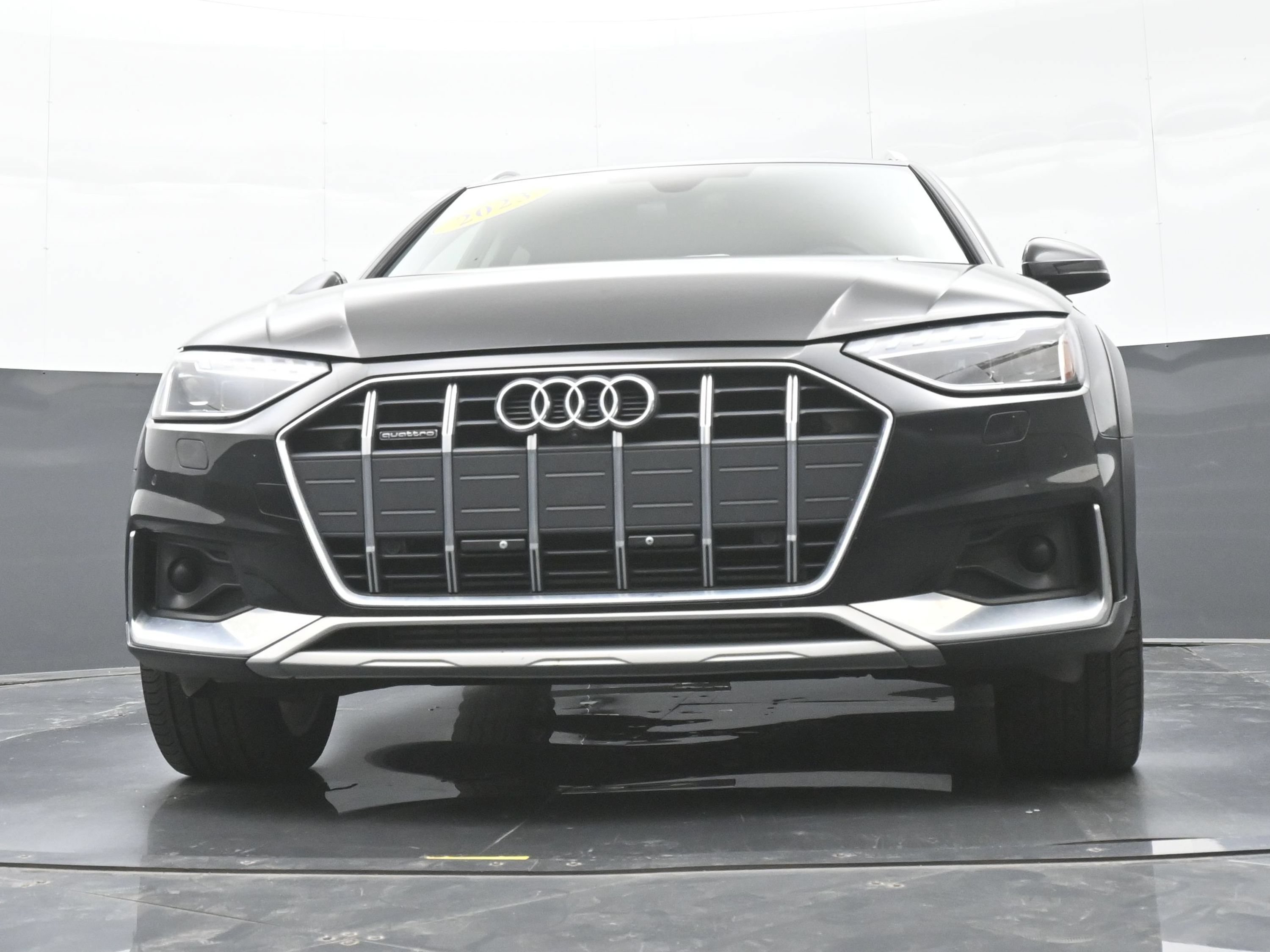 Used 2023 Audi A4 2.0T allroad Premium Plus w/ Premium Plus Package AWD/4WD image 41