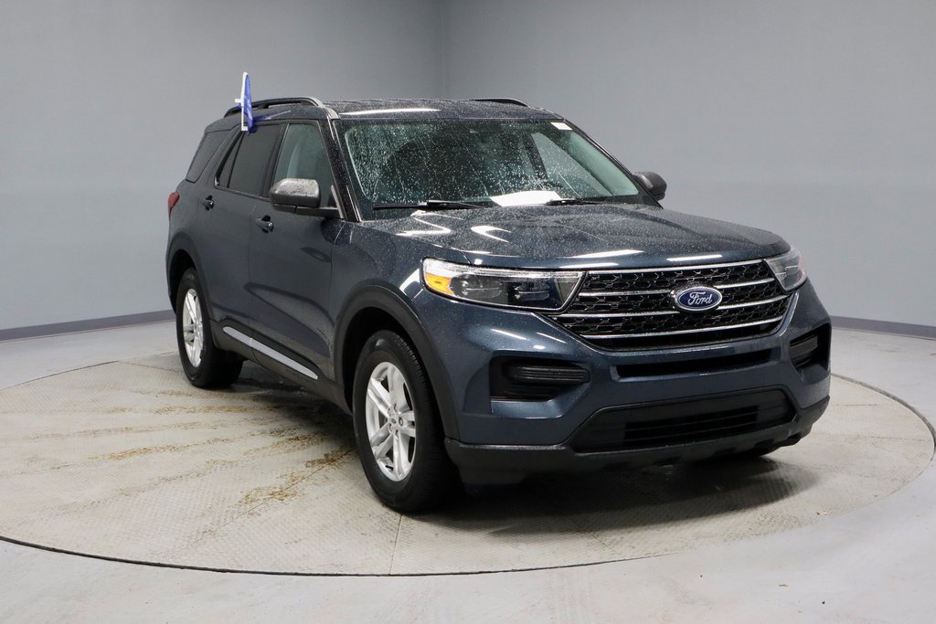 Certified 2023 Ford Explorer XLT image 1