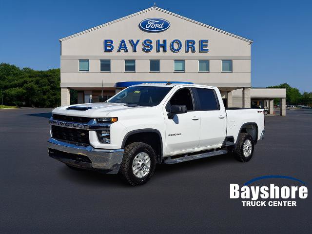 Used 2022 Chevrolet Silverado 2500 LT AWD/4WD image 1