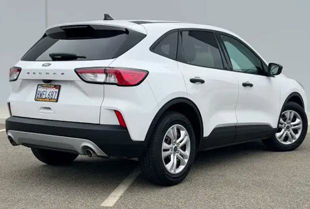 Certified 2022 Ford Escape S FWD image 4