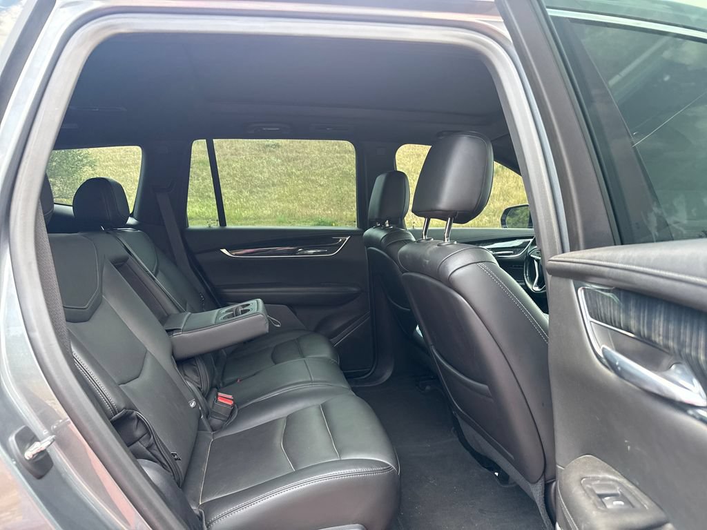 Used 2022 Cadillac XT6 Premium Luxury AWD/4WD image 25