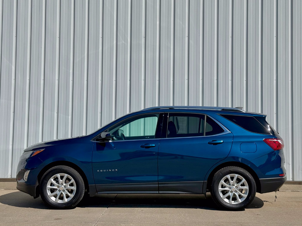 Used 2020 Chevrolet Equinox LT FWD image 3