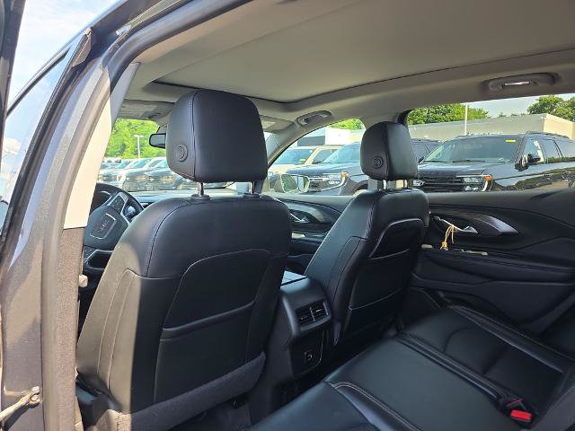 Used 2018 GMC Terrain SLT w/ Preferred Package AWD/4WD image 18