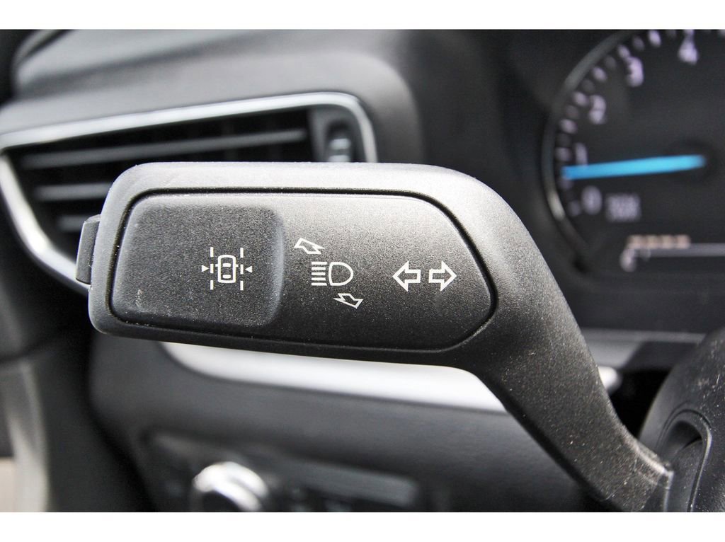 Certified 2022 Ford Explorer XLT w/ Equipment Group 202A image 17